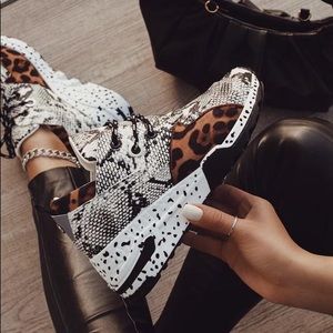 WALK ON THE WILD SIDE